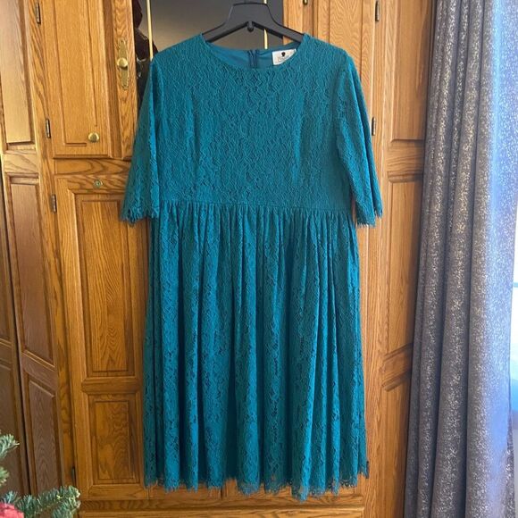 Dainty Jewells Graceful in Lace Jade Modest Dark Green Lace Fit and Flare Dress - Picture 5 of 13